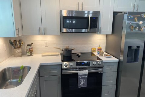 Condominio en alquiler en Winter Park, Florida, 2 dormitorios, 95.32 m2 № 1912978 - foto 7