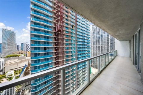 Condo in Miami, Florida, 2 bedrooms  № 1745960 - photo 13