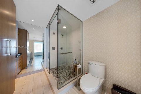 Condo in Miami, Florida, 2 bedrooms  № 1745960 - photo 20