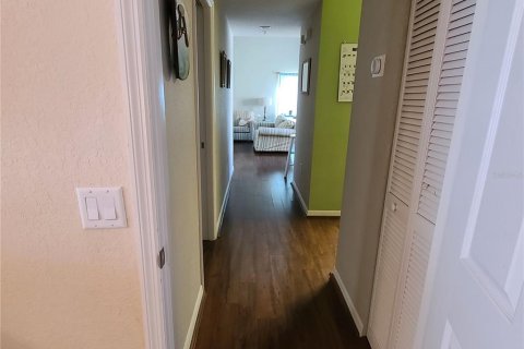 Condo in Bradenton, Florida, 2 bedrooms  № 1746328 - photo 16