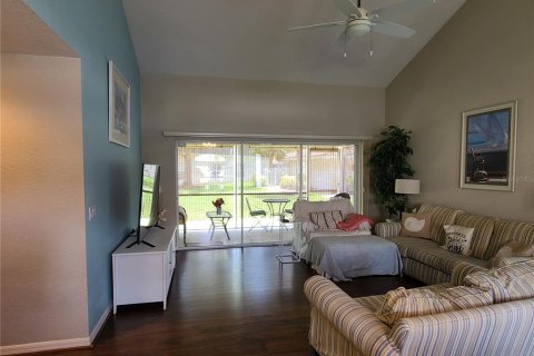 Condo in Bradenton, Florida, 2 bedrooms  № 1746328 - photo 11