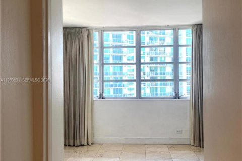 Снять в аренду кондоминиум в Майами, Флорида 1 спальня, 73.11м2, № 2021885 - фото 6