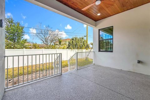 Villa ou maison à vendre à Tampa, Floride: 5 chambres, 332.96 m2 № 2148133 - photo 29