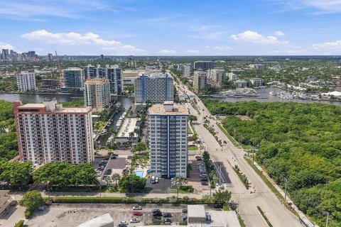 Copropriété à louer à Fort Lauderdale, Floride: 3 pièces, 37.16 m2 № 2411369 - photo 9