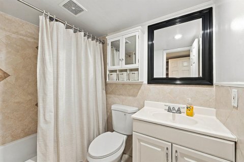 Copropriété à louer à Fort Lauderdale, Floride: 3 pièces, 37.16 m2 № 2411369 - photo 6