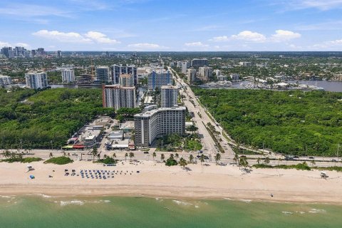 Copropriété à louer à Fort Lauderdale, Floride: 3 pièces, 37.16 m2 № 2411369 - photo 15