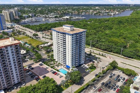 Copropriété à louer à Fort Lauderdale, Floride: 3 pièces, 37.16 m2 № 2411369 - photo 19