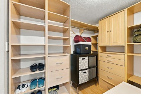 Copropriété à louer à Fort Lauderdale, Floride: 3 pièces, 37.16 m2 № 2411369 - photo 11