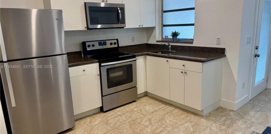 Touwnhouse à Hollywood, Floride 1 chambre, 46.45 m2 № 2000403