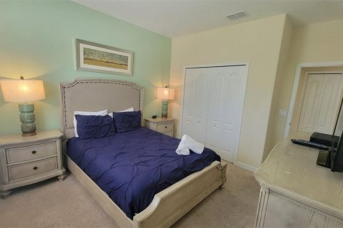 Casa en venta en Kissimmee, Florida, 6 dormitorios, 305.74 m2 № 1619155 - foto 5