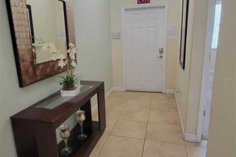 Casa en venta en Kissimmee, Florida, 6 dormitorios, 305.74 m2 № 1619155 - foto 6
