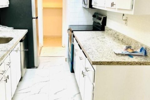 Copropriété à vendre à Sunny Isles Beach, Floride: 2 chambres, 138.24 m2 № 1954817 - photo 16