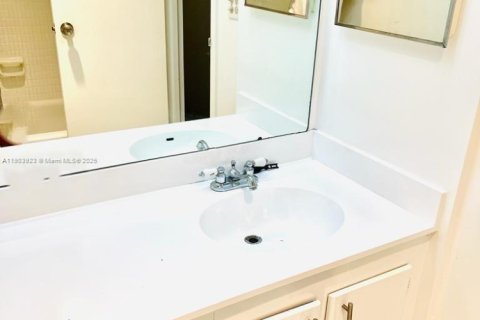 Copropriété à vendre à Sunny Isles Beach, Floride: 2 chambres, 138.24 m2 № 1954817 - photo 8