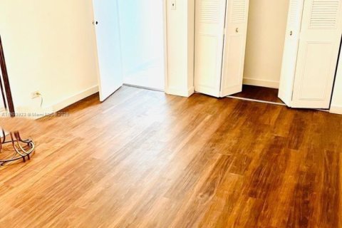 Copropriété à vendre à Sunny Isles Beach, Floride: 2 chambres, 138.24 m2 № 1954817 - photo 10