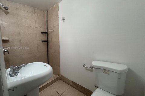 Appartement à louer à Fort Lauderdale, Floride: 1 chambre, 363.81 m2 № 1921513 - photo 5