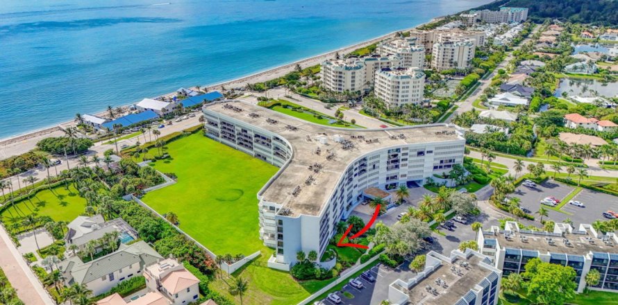 Condo à Jupiter, Floride, 2 chambres  № 2147297