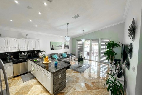 Casa en alquiler en Miami Lakes, Florida, 4 dormitorios, 206.43 m2 № 2020402 - foto 9