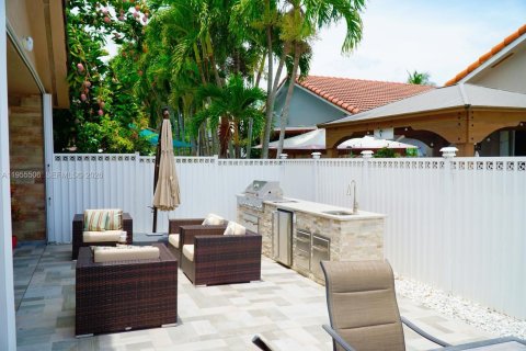Casa en alquiler en Miami Lakes, Florida, 4 dormitorios, 206.43 m2 № 2020402 - foto 29