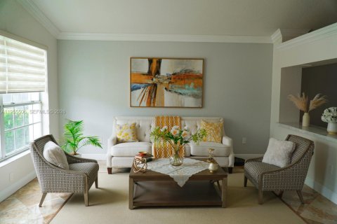 Casa en alquiler en Miami Lakes, Florida, 4 dormitorios, 206.43 m2 № 2020402 - foto 5