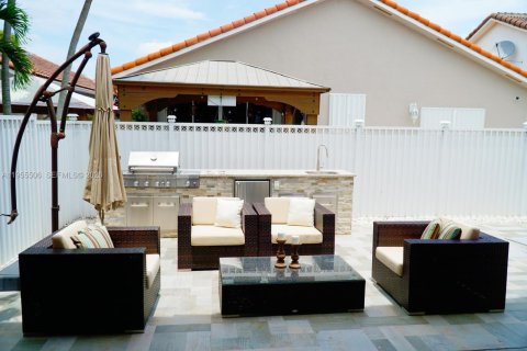 Casa en alquiler en Miami Lakes, Florida, 4 dormitorios, 206.43 m2 № 2020402 - foto 25