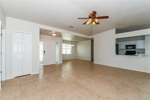 Casa en alquiler en Cape Coral, Florida, 3 dormitorios, 138.33 m2 № 1432028 - foto 4