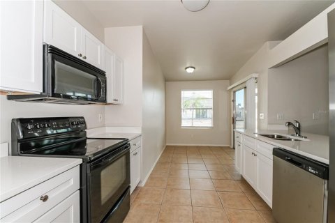 Casa en alquiler en Cape Coral, Florida, 3 dormitorios, 138.33 m2 № 1432028 - foto 8