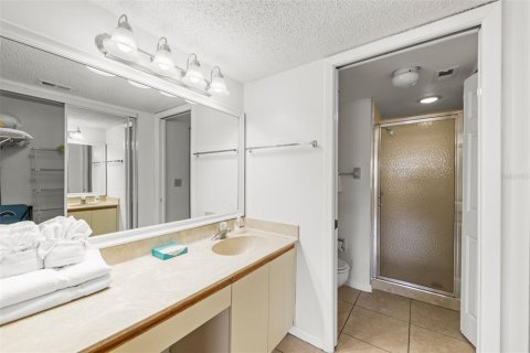Condominio en venta en Bradenton, Florida, 2 dormitorios, 109.07 m2 № 1733982 - foto 17
