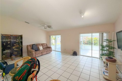 Villa ou maison à vendre à Miami, Floride: 3 chambres, 131.74 m2 № 2080400 - photo 7