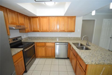 House in Lakeland, Florida 3 bedrooms, 144.74 sq.m. № 1903589 - photo 17