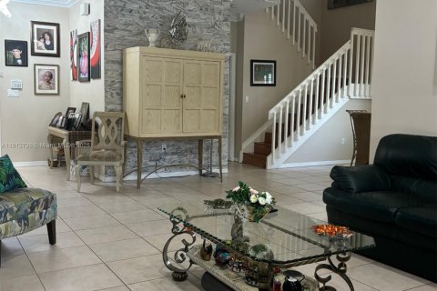 Casa en venta en Miramar, Florida, 3 dormitorios, 186.27 m2 № 1969031 - foto 8