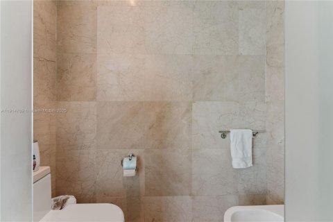 Copropriété à louer à Miami Beach, Floride: 3 chambres, 241.55 m2 № 1970984 - photo 9