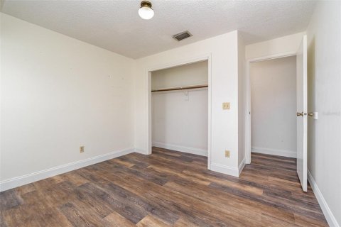 House in Cape Coral, Florida 3 bedrooms, 133.69 sq.m. № 1811008 - photo 22