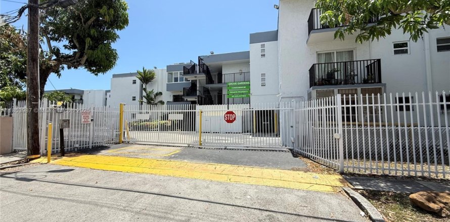 Condo à Miami, Floride, 1 chambre № 1872289