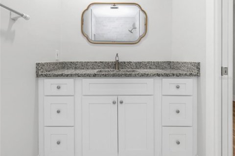Condominio en venta en Saint Petersburg, Florida, 2 dormitorios, 130.06 m2 № 2210516 - foto 12
