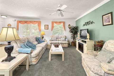House in The Villages, Florida 2 bedrooms, 104.14 sq.m. № 1757235 - photo 17