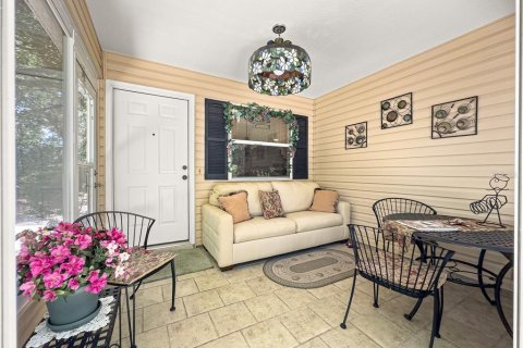 House in The Villages, Florida 2 bedrooms, 104.14 sq.m. № 1757235 - photo 5