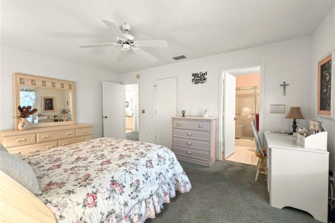 House in The Villages, Florida 2 bedrooms, 104.14 sq.m. № 1757235 - photo 20
