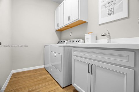 Купить виллу или дом в Лейк-Уорт, Флорида 3 спальни, 165.46м2, № 1956142 - фото 27