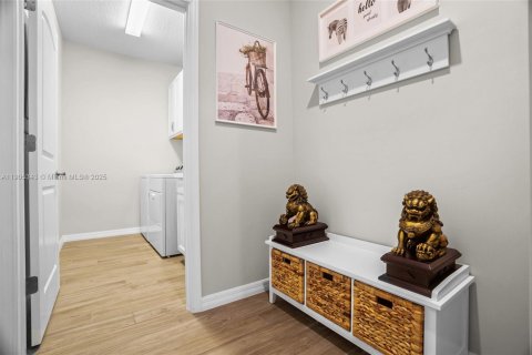 Купить виллу или дом в Лейк-Уорт, Флорида 3 спальни, 165.46м2, № 1956142 - фото 26