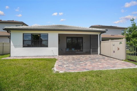 Купить виллу или дом в Лейк-Уорт, Флорида 3 спальни, 165.46м2, № 1956142 - фото 29