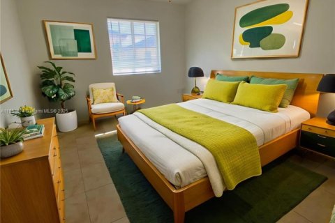 Снять в аренду таунхаус в Хайалиа, Флорида 3 спальни, 109.62м2, № 1923800 - фото 16