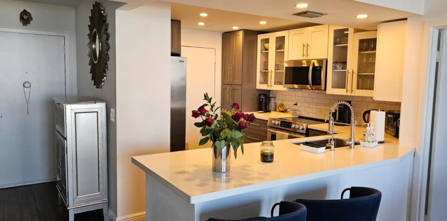 Condo à North Miami Beach, Floride, 2 chambres № 1033769