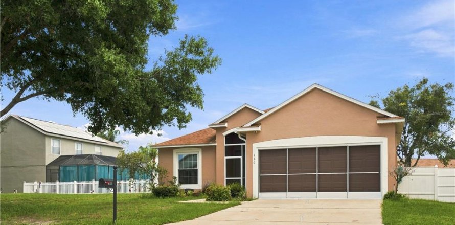 Villa ou maison à Davenport, Floride 5 chambres, 169.55 m2 № 2284230