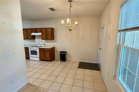 Villa ou maison à vendre à Davenport, Floride: 5 chambres, 169.55 m2 № 2284230 - photo 8