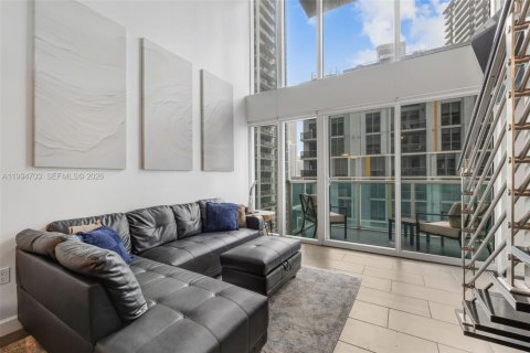 Condominio en venta en Miami, Florida, 1 dormitorio, 98.1 m2 № 2063042 - foto 7