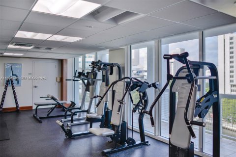 Condominio en venta en Miami, Florida, 1 dormitorio, 98.1 m2 № 2063042 - foto 26