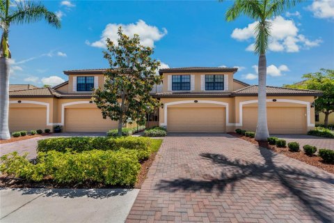 Copropriété à louer à Bradenton, Floride: 3 chambres, 195.84 m2 № 1717138 - photo 1
