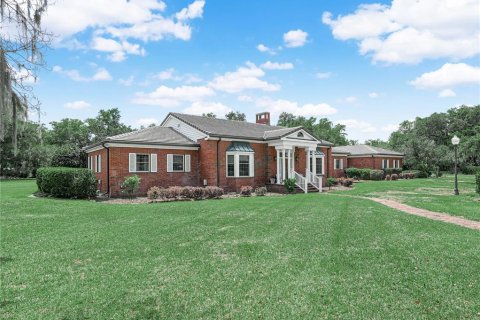 Villa ou maison à vendre à Wauchula, Floride: 34 chambres, 303.98 m2 № 2403253 - photo 2