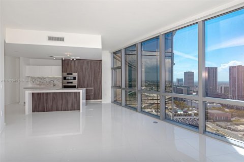 Copropriété à louer à Miami, Floride: 1 chambre № 1939923 - photo 1