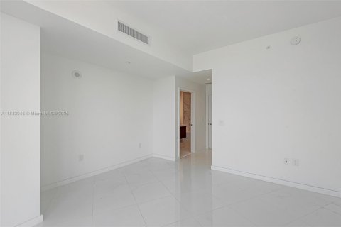 Copropriété à louer à Miami, Floride: 1 chambre № 1939923 - photo 20